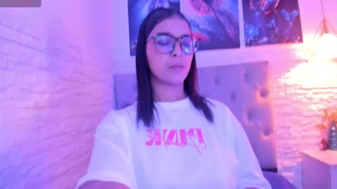 Gracey Milf online show from 5, 3, 2025