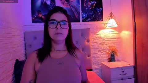 Gracey Milf online show from 6, 3, 2025