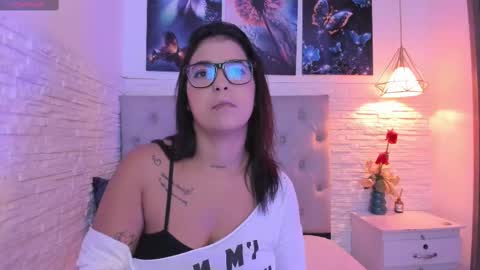Gracey Milf online show from 11, 3, 2025