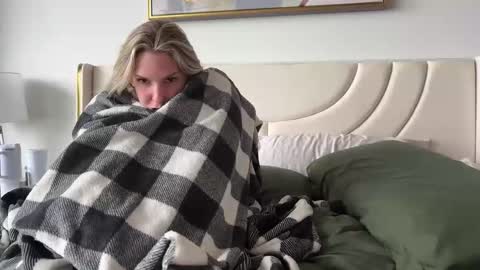 Gracie Mae online show from 25, 11, 2025