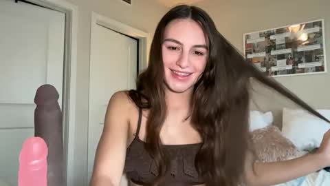 Snapshot of graciesmith27 chatting on 27, 2, 2026 Gracie Smith online show from 27, 2, 2026