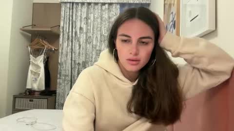 Gracie Smith online show from 10, 5, 2026