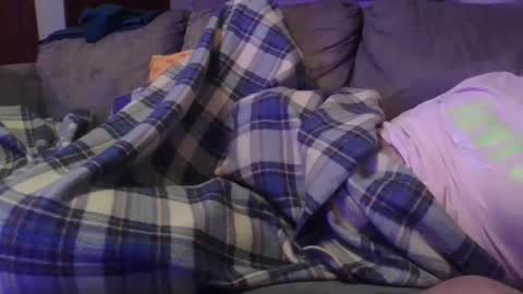 7 in boy toy online show from 8, 12, 2024