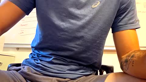 Snapshot of grandbi chatting on 17, 9, 2025 grandbi online show from 17, 9, 2025