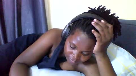 Snapshot of grannylover_ chatting on 1, 10, 2025 grannylover_ online show from 1, 10, 2025