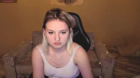 Snapshot of grase_neon chatting on 6, 2, 2026 grase_neon online show from 6, 2, 2026