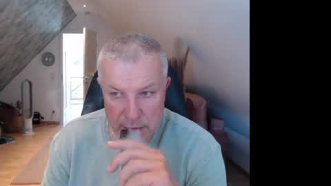 grau197077 online show from 14, 7, 2026