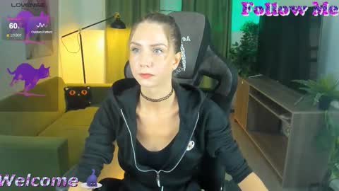 GrayceWild online show from 15, 9, 2025