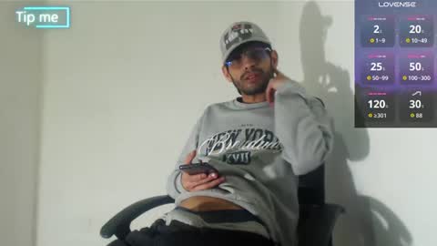 Snapshot of grayhorny chatting on 25, 6, 2026 Gray online show from 25, 6, 2026