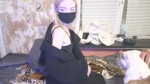 Snapshot of graylovescookies chatting on 3, 1, 2025 graylovescookies online show from 3, 1, 2025