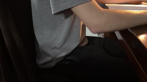 Snapshot of graysoncrimes chatting on 25, 2, 2026 graysoncrimes online show from 25, 2, 2026