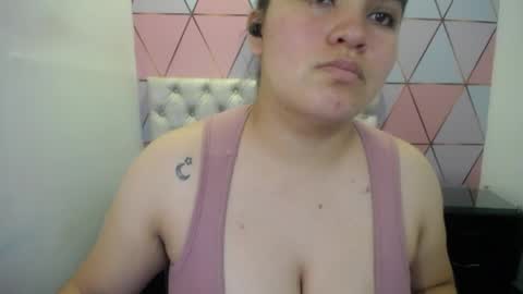 Snapshot of greatass_latina chatting on 12, 4, 2026 greatass_latina online show from 12, 4, 2026