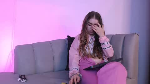  GRECIA  online show from 7, 2, 2025