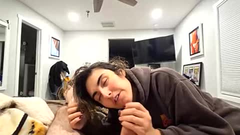 Snapshot of greekgodandgoddess chatting on 29, 10, 2025 greekgodandgoddess online show from 29, 10, 2025