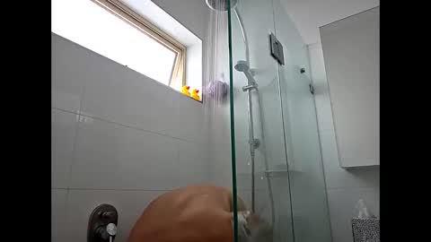 green618433 online show from 16, 2, 2026