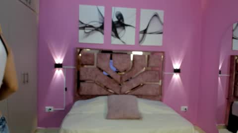 Snapshot of green_lov chatting on 15, 10, 2025 green_lov online show from 15, 10, 2025