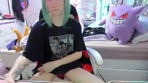 GreenEyedLovexo online show from 19, 11, 2025