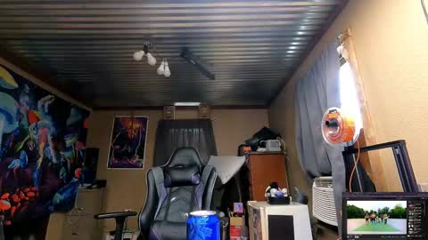 Snapshot of greenlungs8195 chatting on 1, 11, 2025 Greenlungs8195 online show from 1, 11, 2025