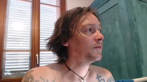 Snapshot of greenmoon88888 chatting on 17, 6, 2026 Greenmoon online show from 17, 6, 2026