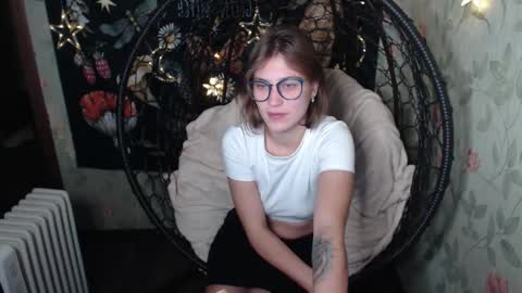 Snapshot of greenwitch9 chatting on 13, 10, 2025 Lina online show from 13, 10, 2025