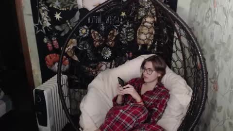 Snapshot of greenwitch9 chatting on 9, 11, 2025 Lina online show from 9, 11, 2025