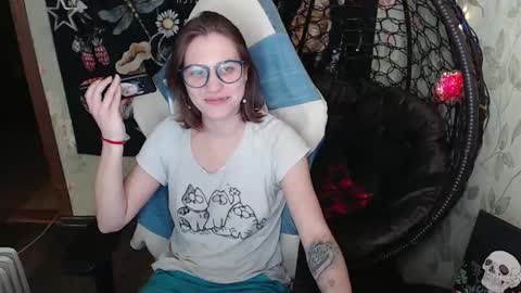 Snapshot of greenwitch9 chatting on 19, 3, 2026 Lina online show from 19, 3, 2026