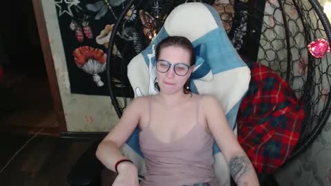 Snapshot of greenwitch9 chatting on 29, 3, 2026 Lina online show from 29, 3, 2026