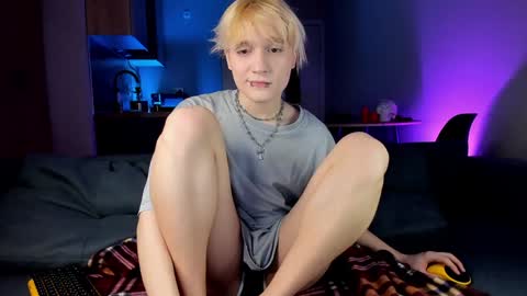 Snapshot of gregory_byyrd chatting on 26, 1, 2025 Greg-independent model online show from 26, 1, 2025