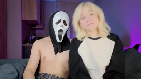 Greg-independent model online show from 12, 10, 2025