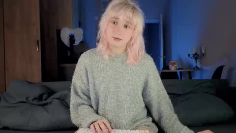 Greg-independent model online show from 12, 3, 2026