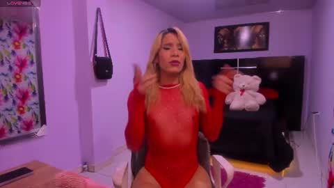 Snapshot of greichellsecret__ chatting on 6, 7, 2026 graichell online show from 6, 7, 2026