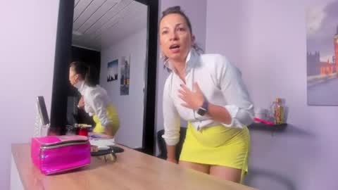Snapshot of greta_borbon chatting on 3, 7, 2026 Greta online show from 3, 7, 2026