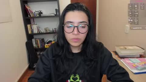 Snapshot of gretagat chatting on 15, 12, 2025 Greta online show from 15, 12, 2025