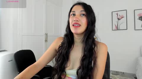 Snapshot of grettel__ chatting on 6, 12, 2024 Gretel online show from 6, 12, 2024