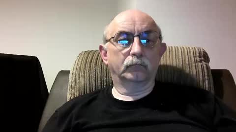 Snapshot of grey_dom chatting on 1, 12, 2024 Master Sir online show from 1, 12, 2024