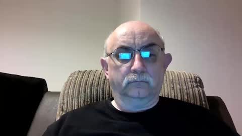Snapshot of grey_dom chatting on 1, 1, 2025 Master Sir online show from 1, 1, 2025