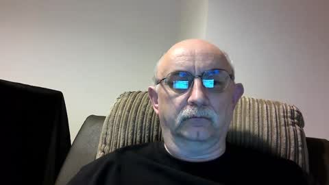Snapshot of grey_dom chatting on 1, 1, 2025 Master Sir online show from 1, 1, 2025