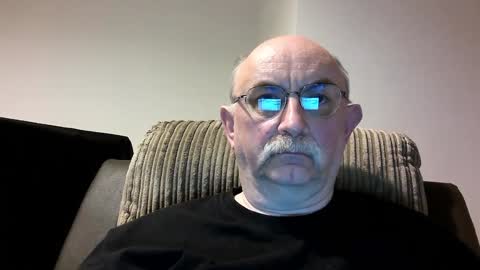 Snapshot of grey_dom chatting on 2, 1, 2025 Master Sir online show from 2, 1, 2025