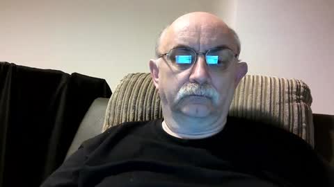 Snapshot of grey_dom chatting on 10, 1, 2025 Master Sir online show from 10, 1, 2025