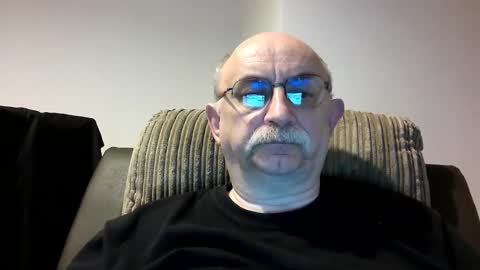 Snapshot of grey_dom chatting on 11, 1, 2025 Master Sir online show from 11, 1, 2025