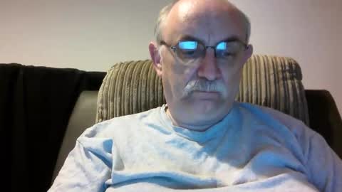 Snapshot of grey_dom chatting on 26, 9, 2025 Master Sir online show from 26, 9, 2025