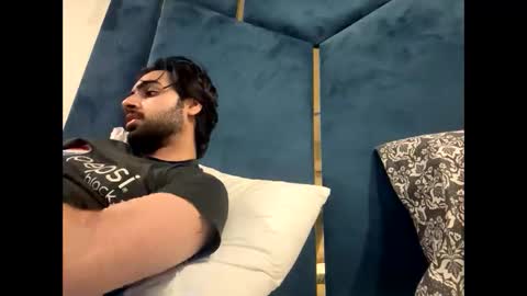 Snapshot of greymen2020 chatting on 25, 2, 2026 greymen2020 online show from 25, 2, 2026