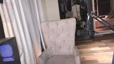 Greyslopez online show from 24, 10, 2025