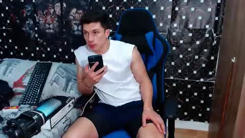 Snapshot of griego01 chatting on 19, 12, 2025 griego01 online show from 19, 12, 2025