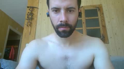 grimpeurdu74 online show from 8, 11, 2025