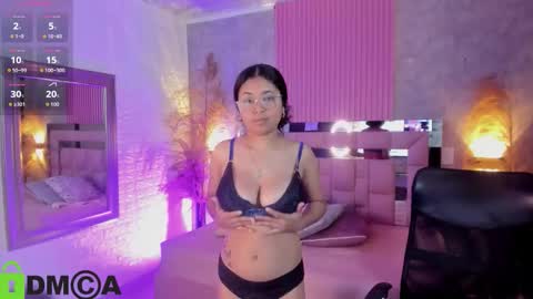 Snapshot of griselle_rousse chatting on 18, 10, 2025 online show from 18, 10, 2025