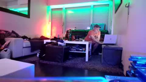 Snapshot of grives13 chatting on 11, 1, 2026 grives13 online show from 11, 1, 2026