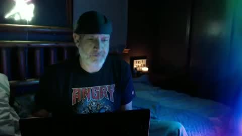 Snapshot of grizastarseed chatting on 24, 1, 2025 GRIZ online show from 24, 1, 2025