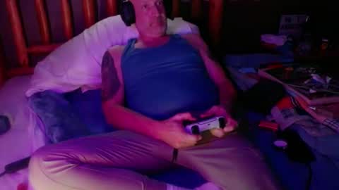 Snapshot of grizastarseed chatting on 2, 2, 2025 GRIZ online show from 2, 2, 2025