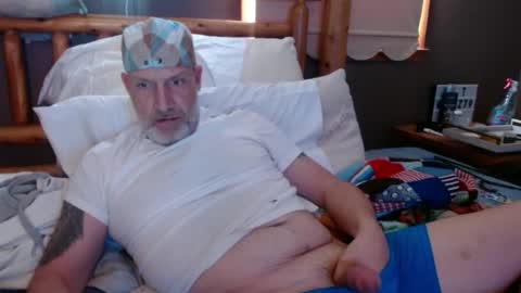 Snapshot of grizastarseed chatting on 11, 2, 2025 GRIZ online show from 11, 2, 2025